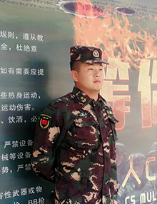 常政教官 代號(hào)：獵鷹